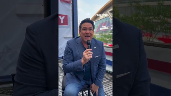 Dean Cain on Trump: “He’s a remarkable human being and he’s got my full support”